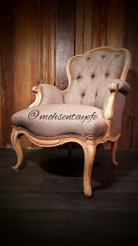 Deco Salon, Wingback Chair, Unique Furniture, Accent Chairs, Sweet Home, Furniture, Quick Saves, Home Decor, Home Décor