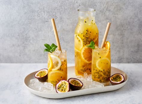 Passionfruit Tea Recipe, Passionfruit Iced Tea, Passion Fruit Ice Tea, Fruit Tea Photography, Passionfruit Photography, Ice Tea Photography, Passion Fruit Iced Tea, Passionfruit Tea, Passion Fruit Tea