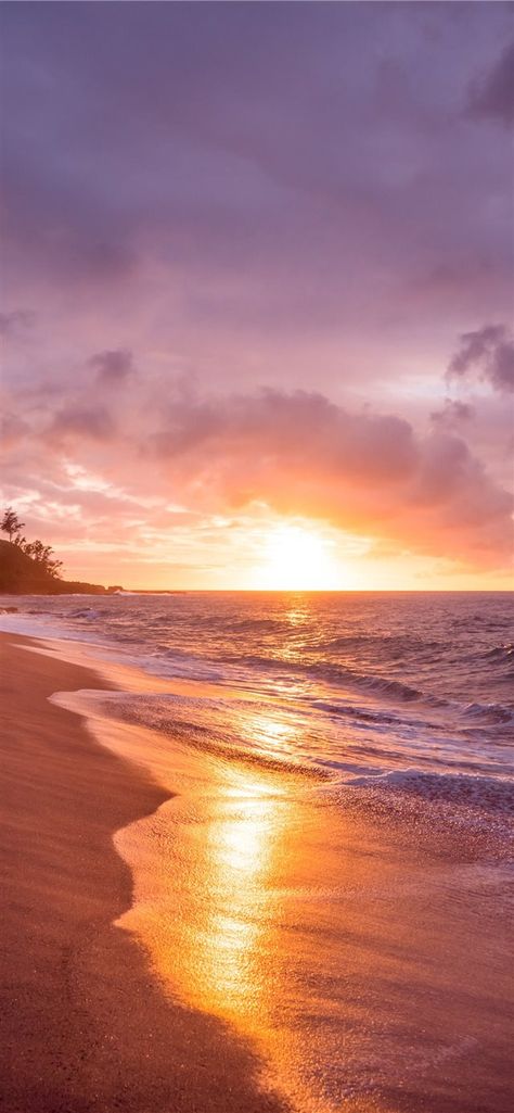 I’m not usually one for sunset photos, but... #iLikeWallpaper #Wallpaper #iPhoneXWallpaper #nature #outdoors #water #sea #ocean #shoreline #beach #kauai Strand Wallpaper, Sunset Captions, Ocean And Beach, Ocean Iphone, Australian Beach, Pretty Beach, Beach Images, Beach Background, Album Artwork