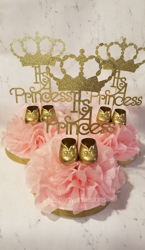 Princess Theme Baby Shower Centerpieces, Black Princess Baby Shower Theme, Royal Baby Showers Girl, Pink And Gold Baby Shower Decorations, Little Princess Baby Shower Ideas, Centerpieces For Baby Shower Girl, Crown Baby Shower Ideas, Princess Themed Baby Shower Ideas, Princess Baby Shower Centerpieces