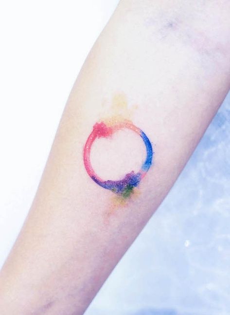 53 Unique Rainbow Tattoos with Meaning - Our Mindful Life Sea Turtle Watercolor Tattoo, Hummingbird Tattoo Watercolor, My Life Tattoo, Feather Tattoo Black, Watercolor Heart Tattoos, Memorial Tattoo Designs, Our Mindful Life, Rose Tattoo On Arm, Micro Realism