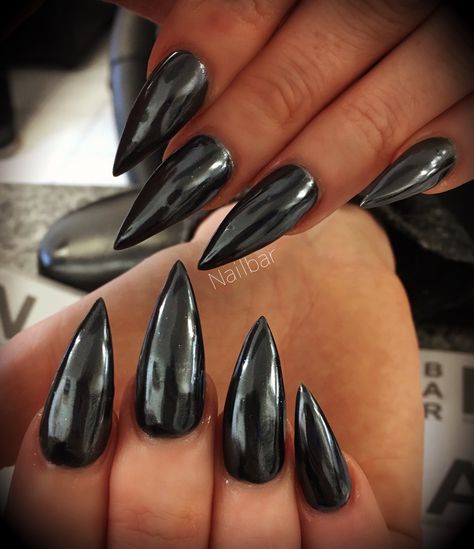 Black chrome Black Chrome Nails Coffin, Chrome Nails Coffin, Nails Black Matte, Black Chrome Nails, Goth Nails, Mac Makeup, Gel Nail Designs, Nails Coffin, Black Chrome