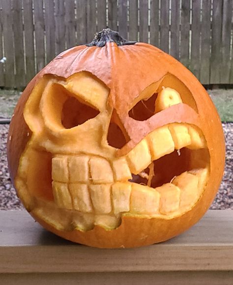 One Eyed Pumpkin Carving Ideas, Pumpkin Relief Carving, Detailed Scary Pumpkin Carving, Funky Pumpkin Carving, Easy 3d Pumpkin Carving, Pumpkin Carving Ideas Intermediate, Pumpkin Carving Intricate, Extreme Pumpkin Carving, 3d Pumpkin Carving Ideas