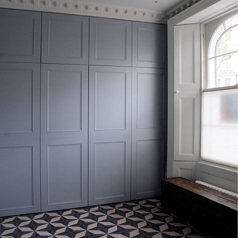 De Rosee Sa on Instagram: "We chose to make reference to the property’s original materials and period features, using geometric encaustic tiles in the entrance hall…" Full Wall Wardrobe Design, Built In Wardrobe Designs, Murphy Bed Ikea, Modern Murphy Beds, Floor Pattern, Wardrobe Designs, Wood Ceiling, Floor To Ceiling, White Ceiling