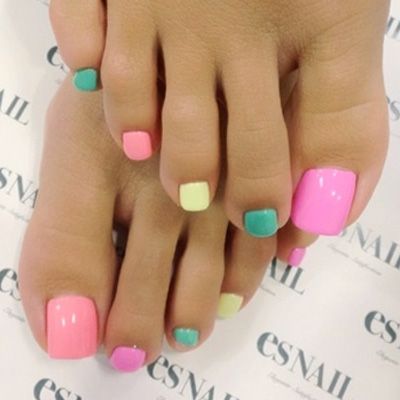 Rainbow Bright #pedicures #nailideas Diy Pedi, Vaca Outfits, Do It Yourself Nails, Pedicure Gel, Spring Pedicure, Pretty Pedicures, Pedicure Ideas, Toe Nail Color, Pretty Toe Nails