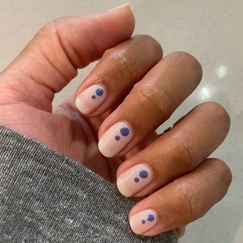 14 Dainty Dot Nail Ideas Perfect for Minimal Mani Devotees Nail Designs Floral, Black Dot Nails, Minimal Manicure, Beach Themed Nails, Subtle Nail Art, Boring Nails, Dot Nail Designs, Bright Nail Designs, Olive And June