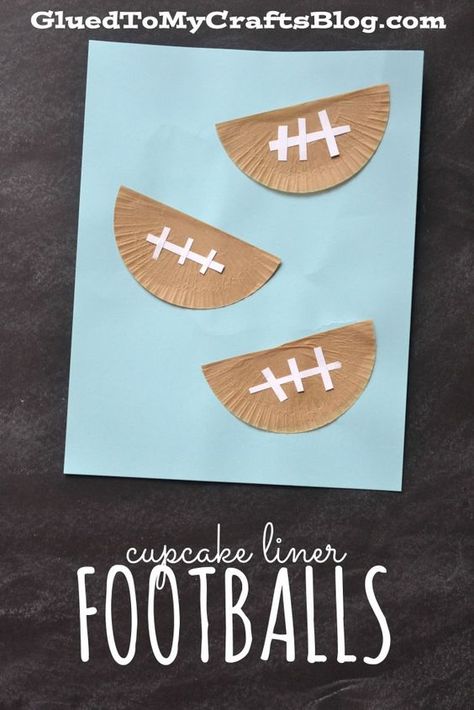 Super Bowl Crafts, Super Bowl Activities, Summertime Ideas, Paper Recycle, Nanny Ideas, Cupcake Liner Crafts, Football Activity, Sports Crafts, Football Crafts