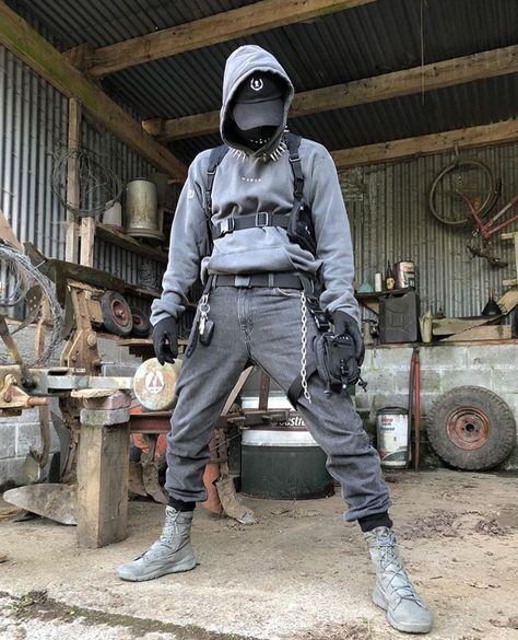 Vigilante Outfits Male, Combat Outfit, Apocalypse Outfit Male, Cyberpunk Fashion Male, Cyberpunk Outfit Male, Nike Sfb Boots, Techwear Men, Casual Techwear, Tech Clothing