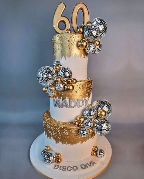 Disco Cake, Anniversary Dress, 50th Cake, Disco Theme, Birthday Fits, Dream Party, 70th Birthday Parties, Gold Cake, Disco Party