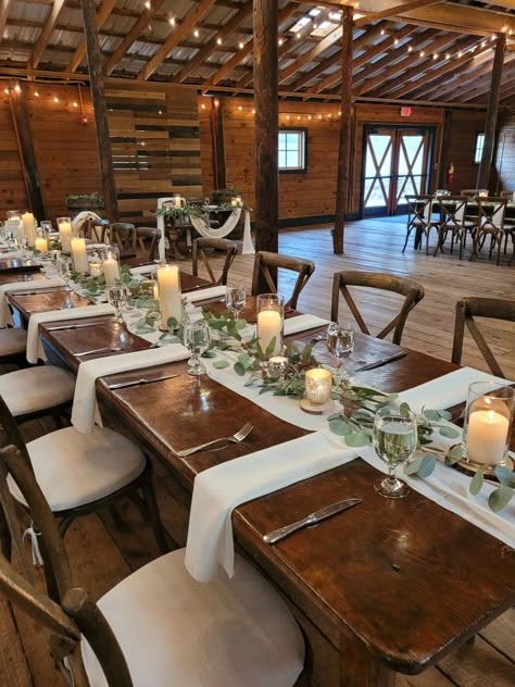 Wedding Centerpiece For Long Table, Square Table Decor Wedding, Wedding Table Long Layout, Simple Wedding Decor Diy Reception Ideas, Rustic Wedding Long Table Decor, Square Table Centerpiece Wedding, Rectangular Wedding Tables, Long Wedding Tables Decoration, Long Rustic Wedding Tables