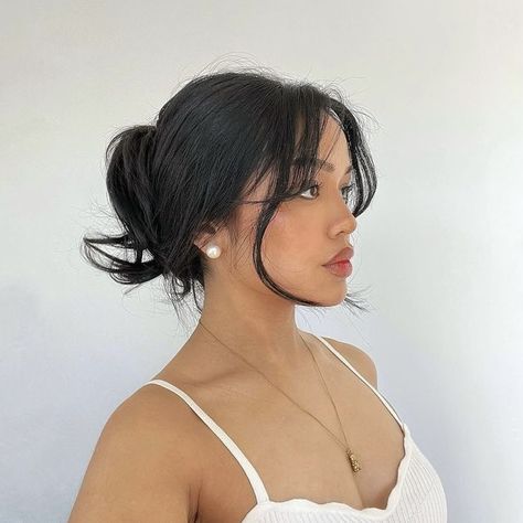 Hair Styles Prom Short, Low Bun Hairstyles With Bangs, Wedding Hair With Curtain Bangs, Becky G Bangs, Wolf Cut Updo Hairstyles, Pretty Hairline, Slick Back With Bangs, Short Hair Feminine, Hairstyles Curtain Bangs