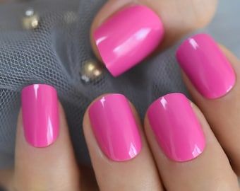 Round Fake Nails, Pink French Nails, Nail Kits, Nagel Tips, Nail Type, Pink Square, Uv Gel Nails, Nail Length, Neon Nails