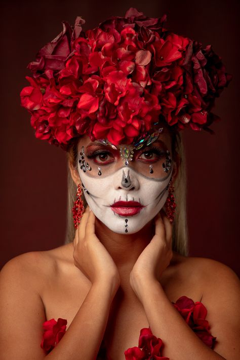 Day Of The Dead Photoshoot, Catrina Makeup, Makeup Photoshoot, Photoshoot Makeup, Halloween Photoshoot, Portrait Photoshoot, Halloween 2024, Photography Portrait, Day Of The Dead