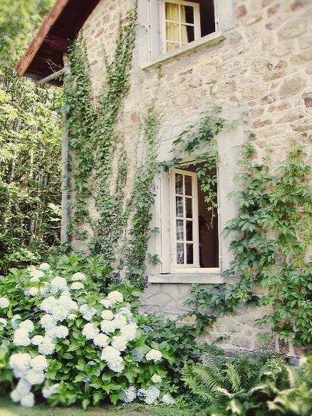 | a b o d e | Sunset Garden, Irish Country, French Farmhouse Decor, Gardening Flowers, Dream Cottage, Have Inspiration, French Cottage, Design Exterior, Farmhouse Exterior