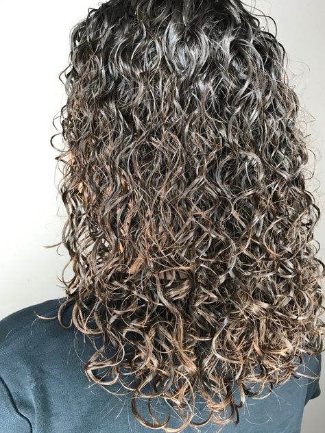 Regular wrap perm White on top Purple on the rest Long Perm, Long Hair Perm, Permed Hairstyles, Curly Hair Cuts, Long Curly Hair, Long Curly, Perm, Medium Hair Styles, Curly Hair