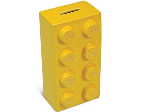 This LEGO coin bank is retro and actually pretty tall at 16.5cm! What do you think? Let us know @Hello_Portal #legobank #savingcanbefun Lego Bedroom, Box Crafts, Lego Diy, Lego Room, Woodworking Guide, Lego Party, Papel Mache, Kids Wood, Coin Bank