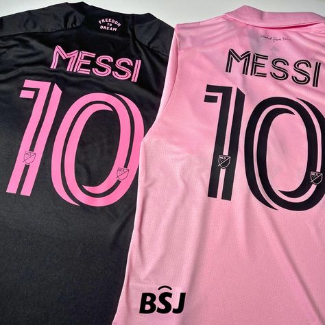 Pink Football Shirt, Messi Shirt, Messi T Shirt, Pink Football, Football Jersey Outfit, Bola Basket, Dance Outfits Practice, Soccer Outfits, Jersey Outfit