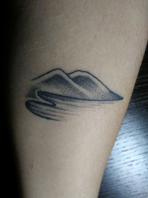 Vesuvio Tattoo, Naples Tattoo, Book Tattoo, Naples, Girl Tattoos, Jesus Fish Tattoo, Triangle Tattoo, Tattoos, Tattoo Girls