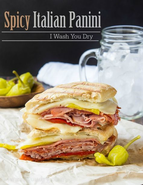 Best Panini Recipes, Panini Press Recipes, Sandwich Recipes Panini, Italian Panini, Pressed Sandwich, Easy Dinner Options, Panini Recipes, Panini Sandwiches, Weeknight Dinner Recipes Easy