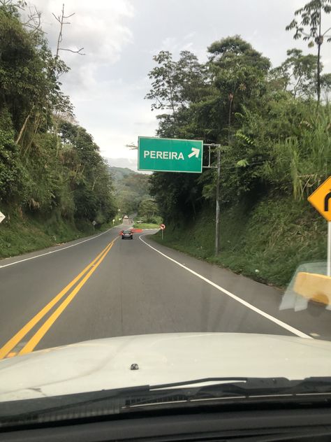 Pereira Colombia Travel, Pablo Escobar, Driving School, Selfie Ideas Instagram, Foto Ideas Instagram, Cali, Snapchat, Vision Board, Tumblr