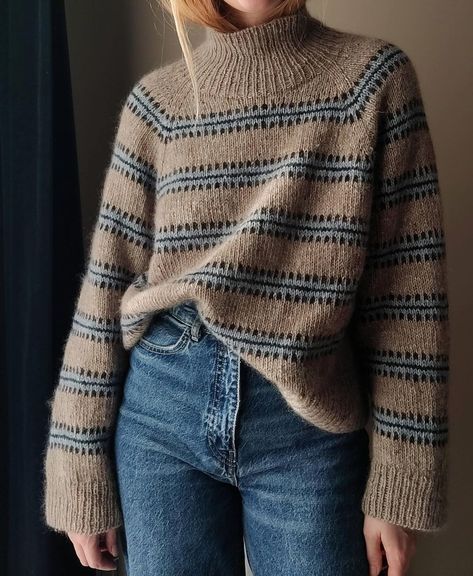 @theknittingnorwegian • Instagram photos and videos Knitted Dress Outfit, Neue Outfits, Handmade Wardrobe, February 19, Sweater Knitting Patterns, Pattern Sweater, Knit Outfit, Cool Sweaters, Sweater Pattern