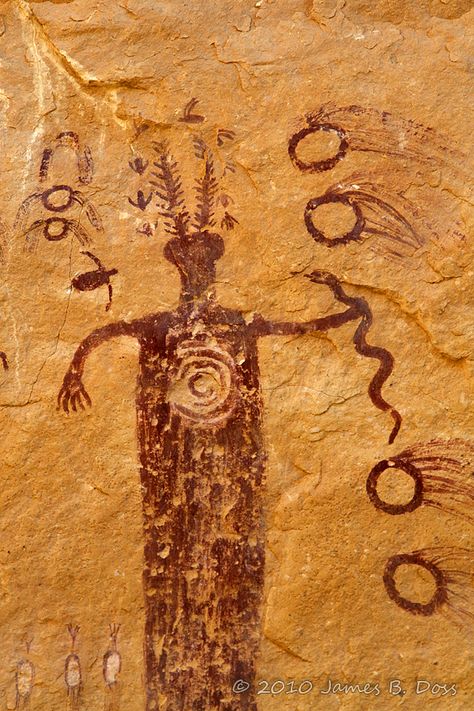 Snake in Hand | Snake in hand? Flying turtles? Copyright sym… | Flickr Nasca Lines, Multicultural Art, Petroglyphs Art, Prehistoric Cave Paintings, Paleolithic Art, Cave Painting, Indian Motifs, Cave Drawings, Native Beading