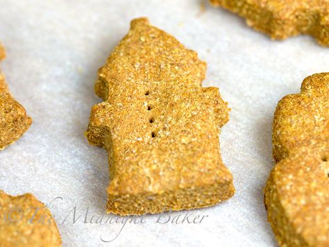 Copycat Milkbone Dog Biscuits Milk Bone Dog Treats, Healthy Milk, Dog Biscuit Recipes, Healthy Dog Treats Homemade, Doggie Treats, Dog Milk, Homemade Stuff, Pumpkin Dog Treats, Dog Treats Homemade Recipes