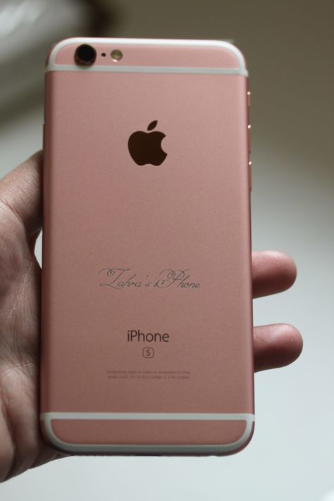 Rose Gold iPhone 6s Engraving - http://ipadlaserengraving.com/?p=13773 Iphone 6s Rose Gold, Rose Gold Iphone, Iphone Ideas, Gold Iphone, Iphone 6s, Iphone Background, Custom Engraving, Laser Engraving, Flash