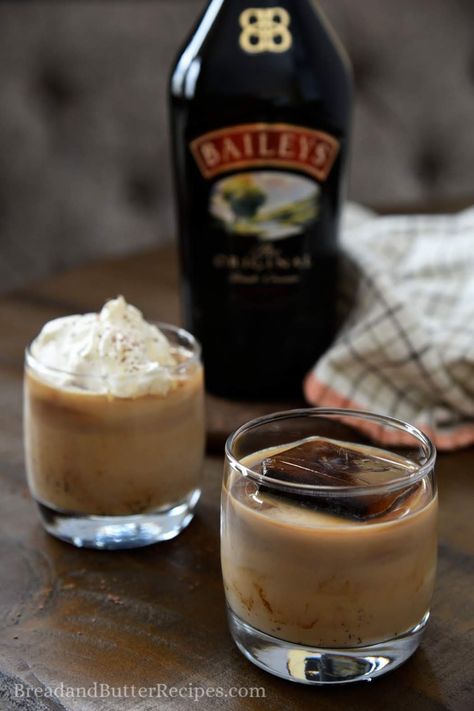 Iced Bailey’s over Java Rocks – Bread and Butter Recipes Baileys Irish Cream Coffee, Irish Cream Coffee, Baileys Coffee, Coffee Ice Cubes, Liquor Drinks, Vanilla Whipped Cream, Butter Recipes, Baileys Irish, Baileys Irish Cream