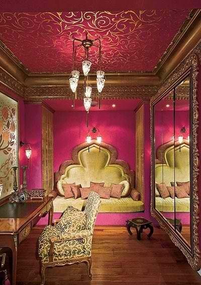 Romantic Gold Room, Moroccan Bedroom, Style Salon, Moroccan Design, Moroccan Decor, Pink Walls, Moroccan Style, Beautiful Bedrooms, Boho Bedroom