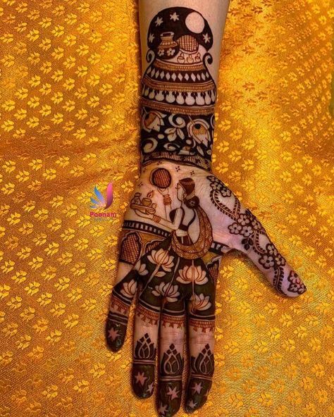 Karwa Chauth Special Full Hand Mehndi Designs - K4 Fashion Karva Chauth Mehndi, Karva Chauth Mehndi Designs, Peacock Mehndi Designs, Karva Chauth, Legs Mehndi Design, Mehndi Designs Bridal Hands, Henna Art Designs, Modern Mehndi Designs, Full Mehndi Designs