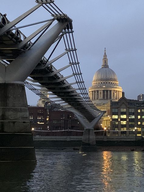 Millennium Bridge Millenium Bridge, Sonny Rollins, Millennium Bridge, London Life, Saint Paul, Roman Empire, London England, Sydney Opera House, In London