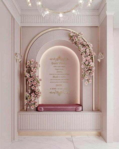 Salon Interior Design Pink And Gold, Selfie Area Design, Cake Shop Interior Design, Luxury Retail Interior, Cake Shop Interior, Shop Interior Design Ideas, Parlor Decor, Makeup Studio Decor, Fashion Store Design