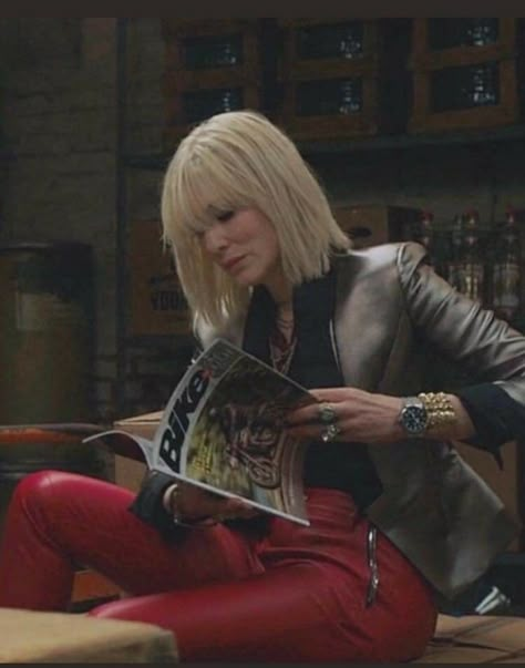 Cate Blanchet Oceans 8, Catherine Élise Blanchett, Middle Aged Women, Rocker Style, Looks Street Style, Cate Blanchett, Girl Crushes, Glam Rock, Flowy Tank