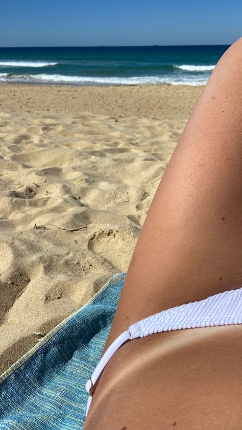 Tan Lines Picture, Tanning Lines, Tan Line Pictures, Tan Goals, Basic Aussie, Tan Summer, Beach Blonde, White Bathing Suit, Tan Legs