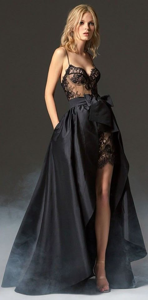 Prom Dresses Canada, Sukienki Maksi, Black Lace Evening Dress, Evening Dress Beaded, White Evening Gowns, Evening Cocktail Dress, Ballroom Dance Dress, Strapless Prom Dress, Prom Dress Stores