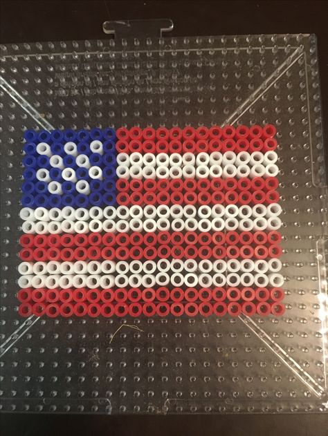 American flag perler beads!! Japan Flag, Perler Beads, American Flag, Places To Travel, Flag, Japan, Beads, Quick Saves