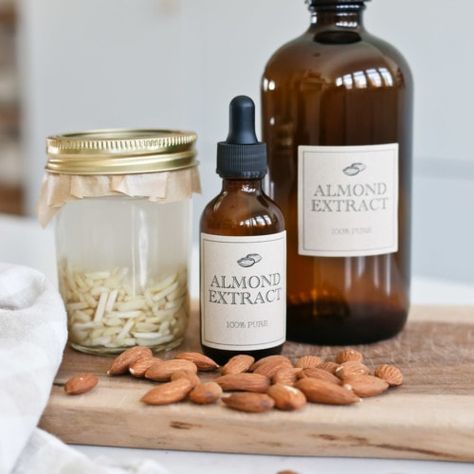 Glass bottles and jars of homemade almond extract Homemade Almond Extract, Almond Extract Recipe, Extracts Homemade, Homemade Extracts, Diy Extracts, Diy Crafts Home Decor, Diy Crafts Home, Mint Extract, Almond Extract