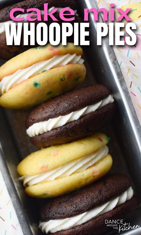 Whoopie Pies Easy, Easy Whoopie Pies, Diy Whoopie Pies, Homemade Whoopie Pies Recipes, Bake Sale Pies, Whoopie Pies From Box Cake Easy, Whoppy Pie, Best Bakesale Ideas, Easy Whoopie Pie Recipe