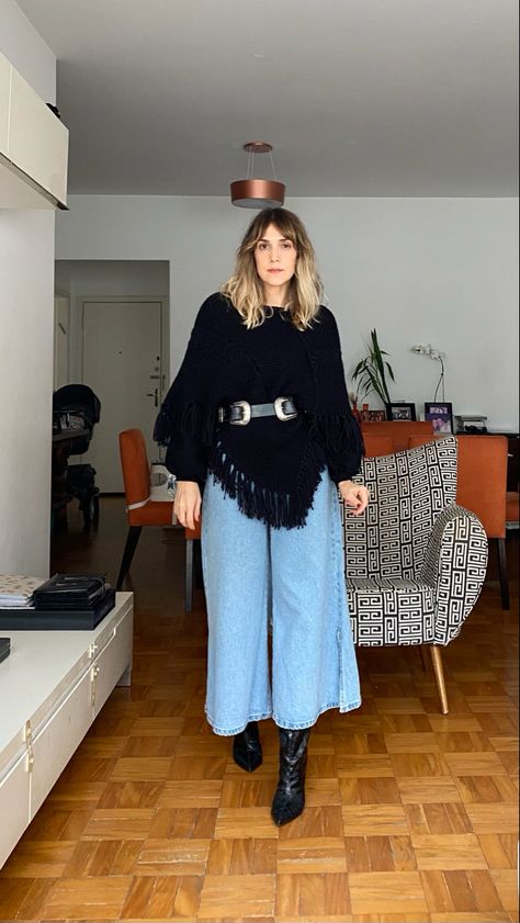 Denim Culottes Outfits Winter, Palazzo Jeans Outfit, Denim Culottes Outfits, Boho Style Inspiration, Denim Culottes, 80 Fashion, Looks Jeans, Cold Weather Outfits, Professional Fashion