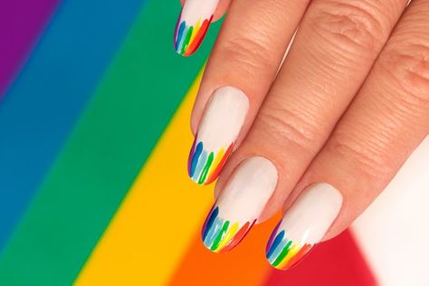 Rock These Gorgeous Nails To Celebrate Pride Month Rainbow Nail Ideas, Rainbow Nails Design, Rainbow Nail Art, Rainbow Nail, Rainbow Palette, Spring Nail Colors, Vibrant Nails, Rainbow Nails, Heart Nails