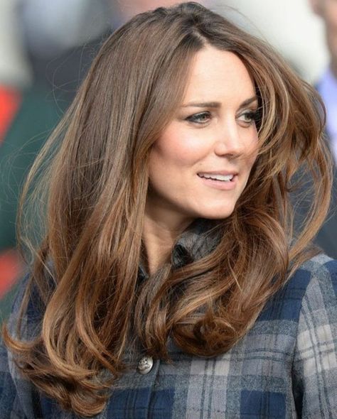 Düşes Kate, Looks Kate Middleton, Kate Middleton Hair, Princess Kate Middleton, Middleton Style, Catherine Middleton, Kate Middleton Style, Zooey Deschanel, Duchess Catherine