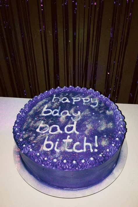 Led Light Birthday Party Ideas, Euphoria Themed Party Food, Euphoria Birthday Party Ideas Cake, Euphoria Bday Cake, Euphoria Party Food, Euphoria Cake Ideas, Anniversaire Euphoria, Euphoria Birthday Cake, Euphoria Birthday Party Ideas