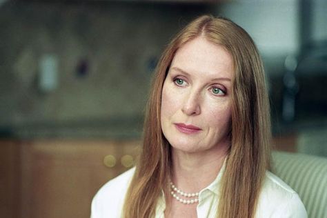 Frances Conroy Brad Falchuk, Eye Injury, 6 Feet Under, Frances Conroy, Alexandra Breckenridge, Dylan Mcdermott, Connie Britton, Richard Dreyfuss, Nastassja Kinski