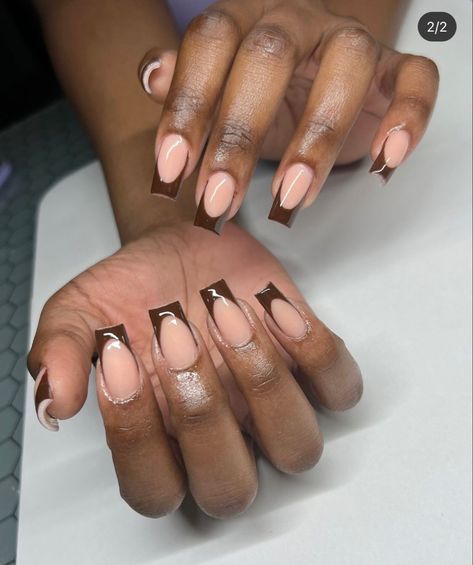 Nails For Chocolate Skin, Brown Skin French Nails, Dark Brown Tips Nails, Brown Acrylic French Tips, Natural Almond Gel Nails Ideas, Simple Nail Colors Fall, Brown Nail French Tip, Short Squoval Nails Brown, Brown Almond Nails French Tip