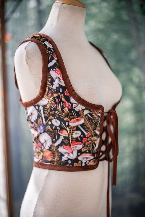 Steampunk Mushroom, Corset Cottagecore, Fair Costume, Ren Faire Ideas, Diy Corset, Ren Faire Outfits, Ren Faire Costume, Fair Outfit, Style Corset