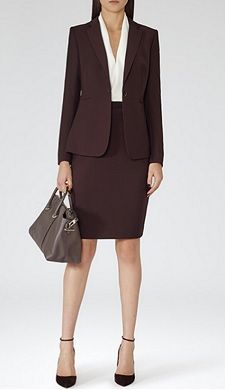 Stylish Office Wear, Formal Business Attire, Business Dress Women, Lawyer Fashion, Business Attire Women, Corporate Attire, Work Gear, Woman Suit Fashion, Business Style