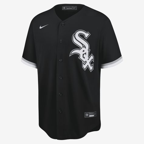 White Sox Jersey, Baseball Jersey Outfit, Chicago White Sox Baseball, White Sox Baseball, Tee Shirt Fashion, Jersey Outfit, Mens Fashion Casual Outfits, Black White Fashion, White Sock