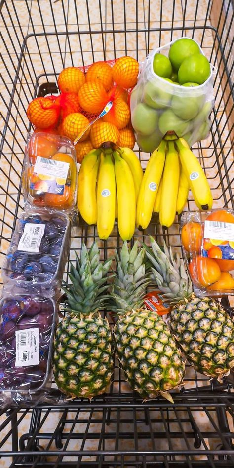 Healthy Grocery Shopping, Fruit Smoothie Recipes Healthy, Vegetable Shop, Sleepover Food, I'm Grateful, Healthy Groceries, Healthy Lifestyle Food, Healthy Food Motivation, Snap Food