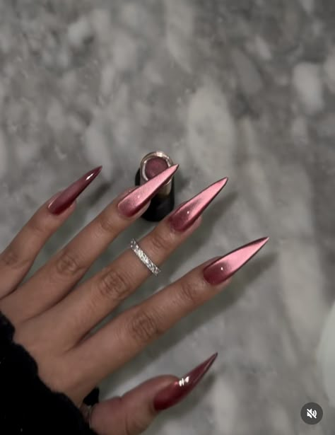 Pointy Nail Designs Stilettos, Nail Shapes French Tip, Baby Pink Stiletto Nails, Women Acrylic Nails, Nails Glow In The Dark, Pointy Nail Designs, Baby Pink Nails Acrylic, Pink Sparkly Nails, Glow In The Dark Nails